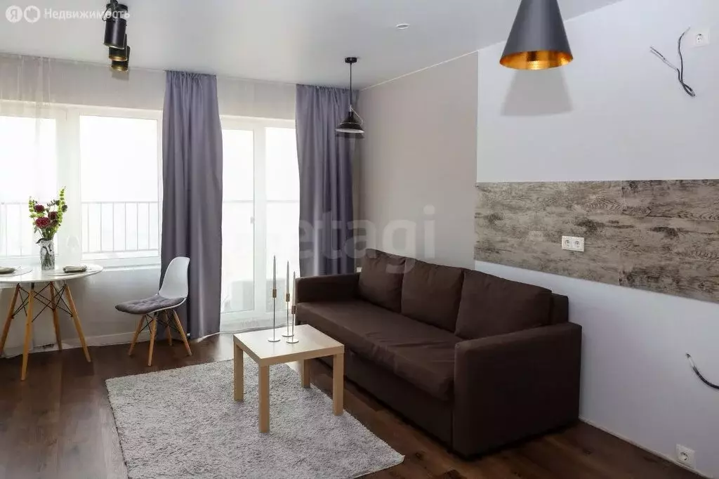 Квартира-студия: Новосибирск, улица Владимира Заровного, 42 (35.4 м) - Фото 2