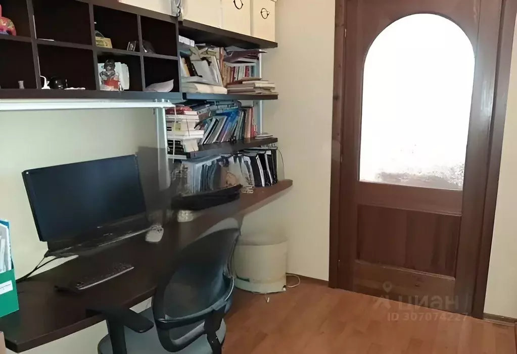 3-к кв. Новосибирская область, Новосибирск ул. Зеленая Горка, 13 (90.0 ... - Фото 1