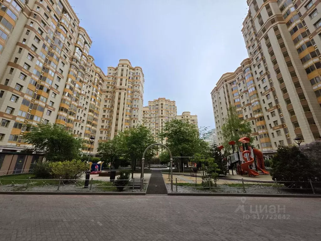 2-к кв. Москва Ломоносовский просп., 25к2 (90.0 м) - Фото 1