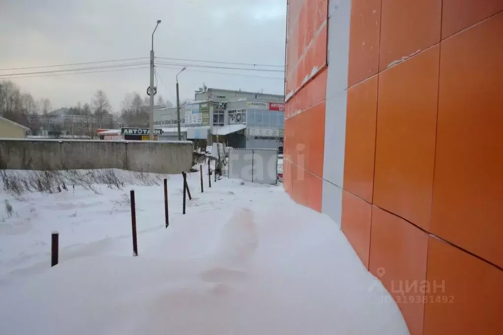 Торговая площадь в Коми, Сыктывкар ул. Морозова, 51/1 (450 м) - Фото 1