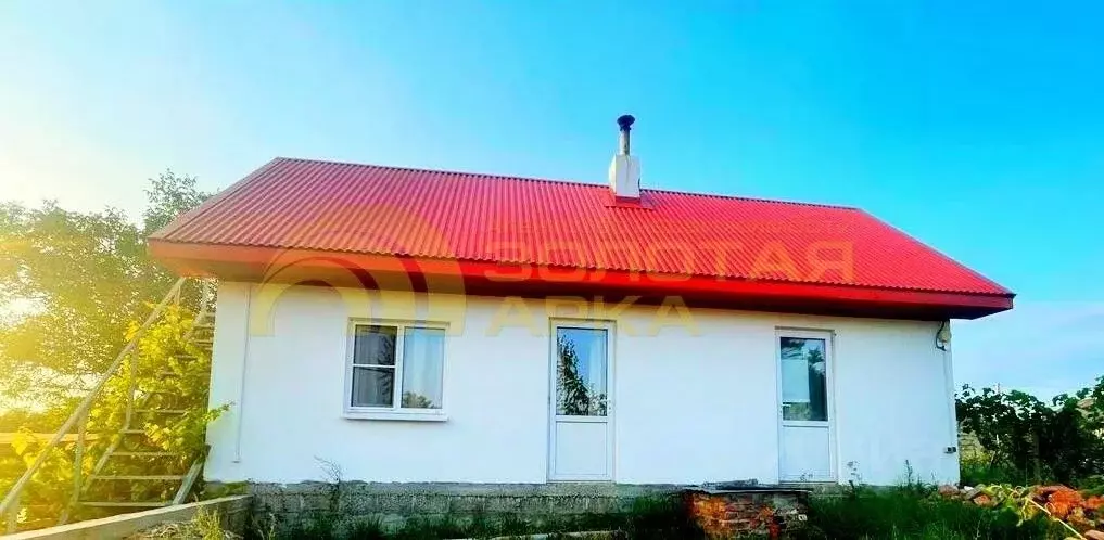 Дом в Краснодарский край, Крымский район, Варениковское с/пос, с. ... - Фото 1