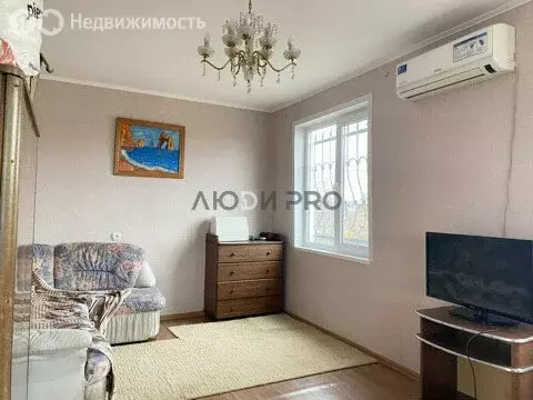 Дом в Энгельсский район, посёлок Новопушкинское (118 м) - Фото 1