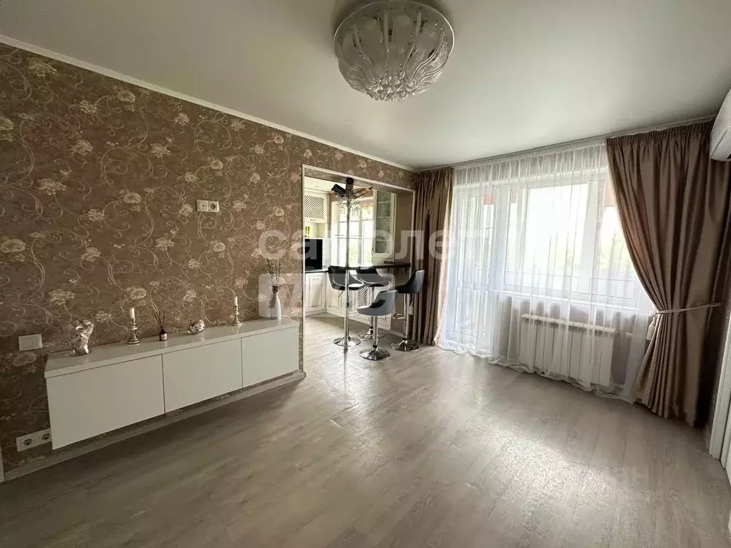 2-к кв. Омская область, Омск Краснознаменная ул., 21В (39.0 м) - Фото 0