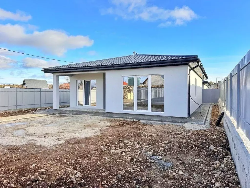 Дом в Севастополь СНТ Биолог ТСН, 79 (120 м) - Фото 1