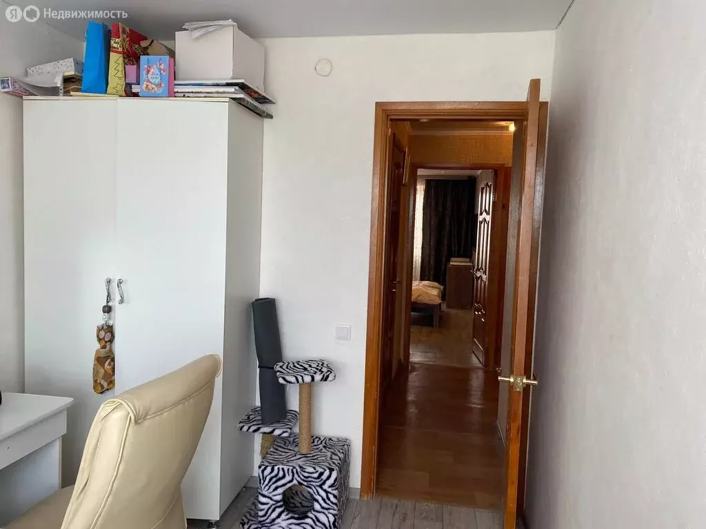 4-комнатная квартира: Ишимбай, проспект Ленина, 2 (72.5 м) - Фото 0