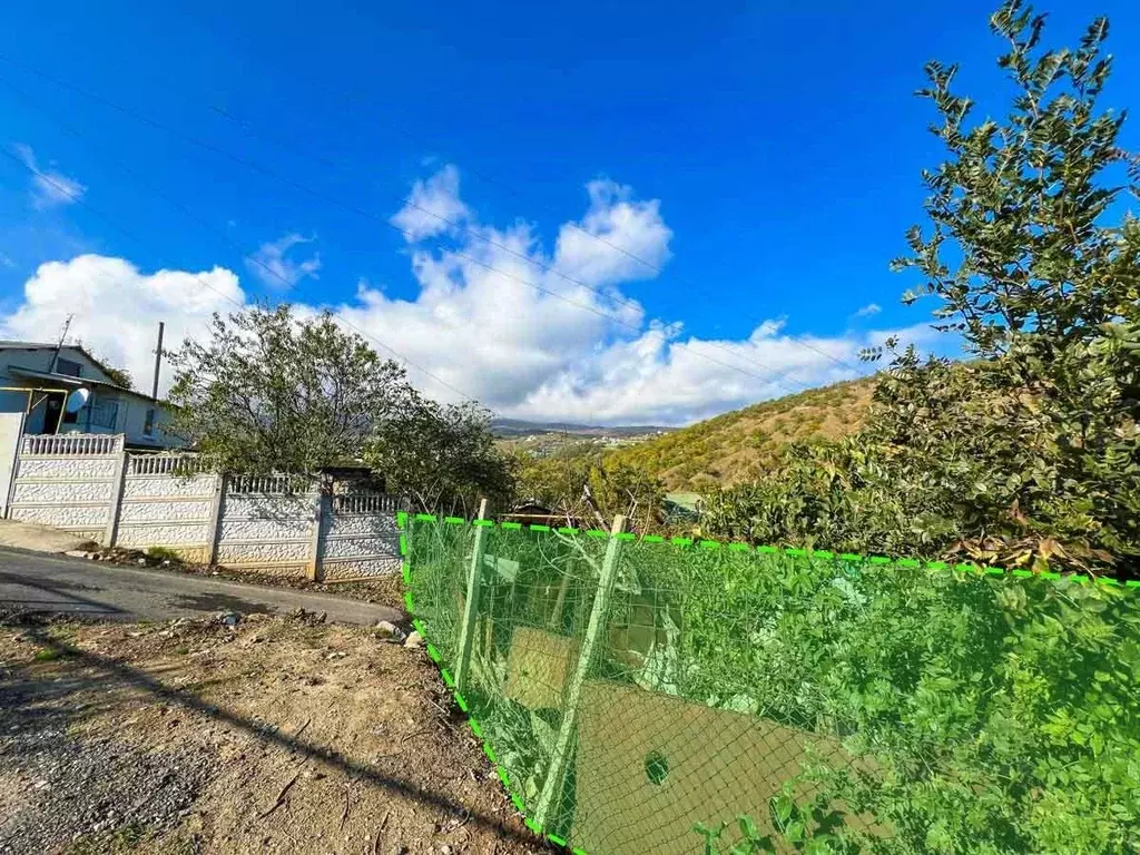 Участок в Крым, Алушта муниципальный округ, с. Изобильное  (7.08 сот.) - Фото 1