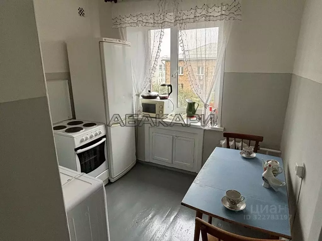 3-к кв. Красноярский край, Красноярск Вокзальная ул., 14 (60.0 м) - Фото 1