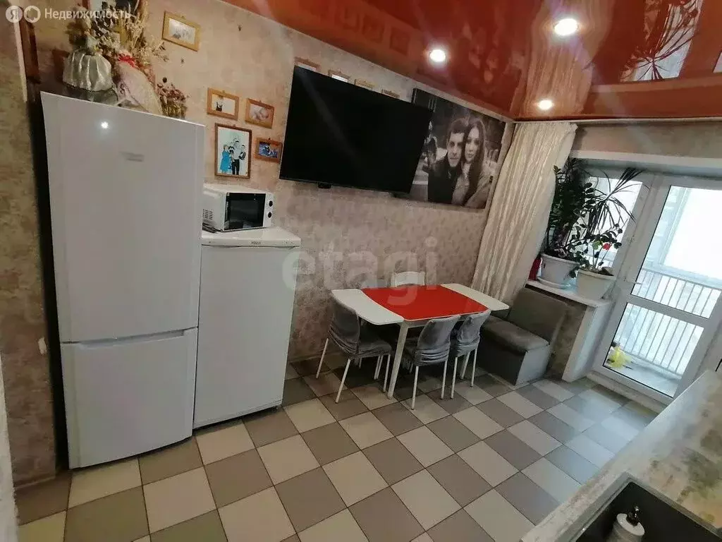 2-комнатная квартира: Иркутск, улица Пушкина, 25 (60.7 м) - Фото 1