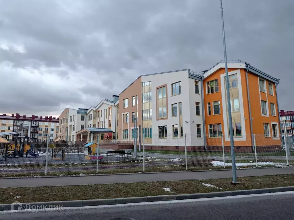 Продаётся 4-к квартира, 97.8 м - Фото 0