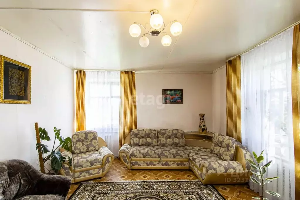 Дом в Тюменская область, Тюменский муниципальный округ, с. Чикча ул. ... - Фото 1