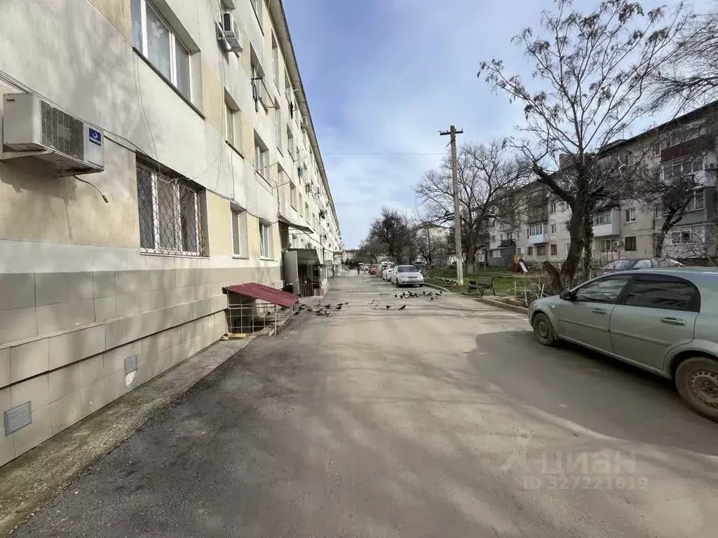 Комната Крым, Саки ул. Строительная (10.0 м) - Фото 1