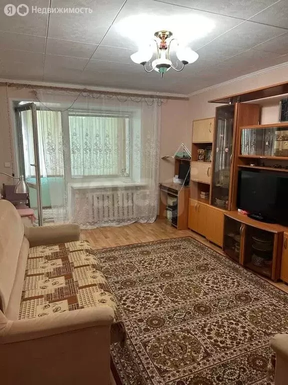 2-комнатная квартира: Тюмень, Уральская улица, 10 (46.8 м) - Фото 0
