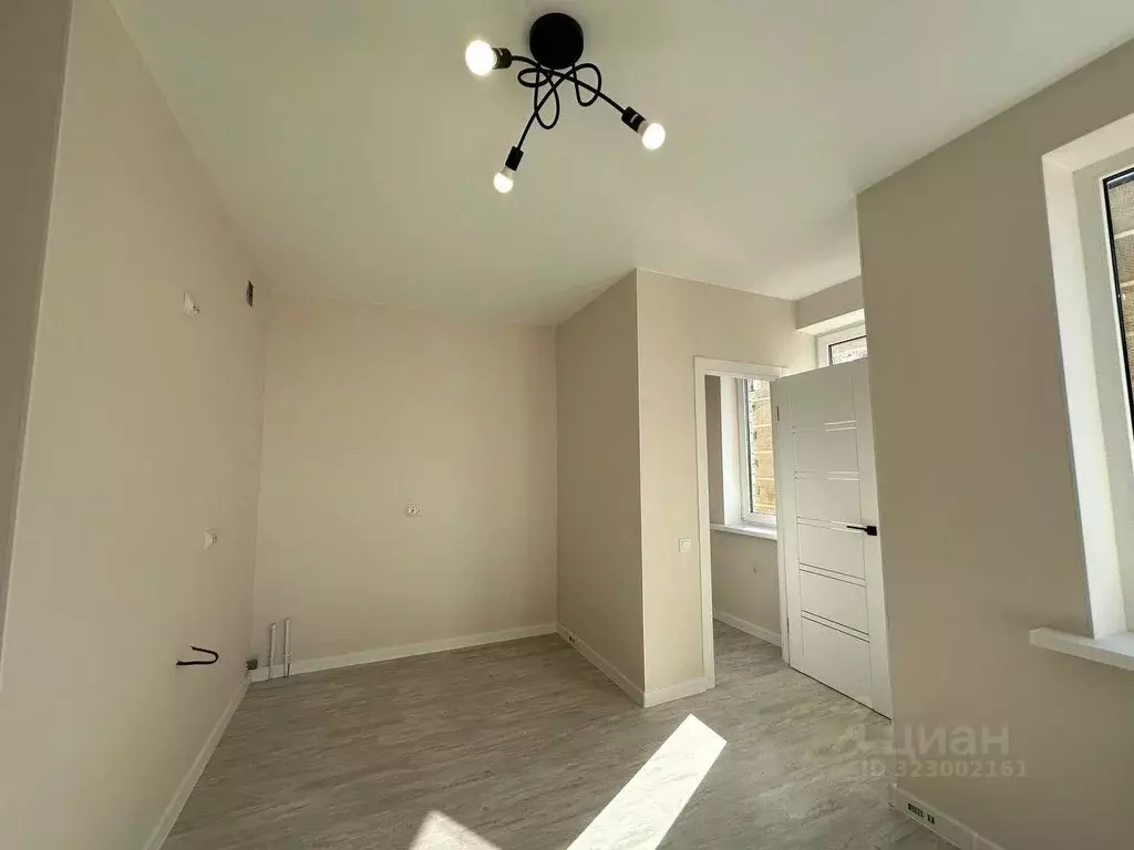 Студия Адыгея, Тахтамукайский район, Яблоновский пгт Шоссейная ул., ... - Фото 2