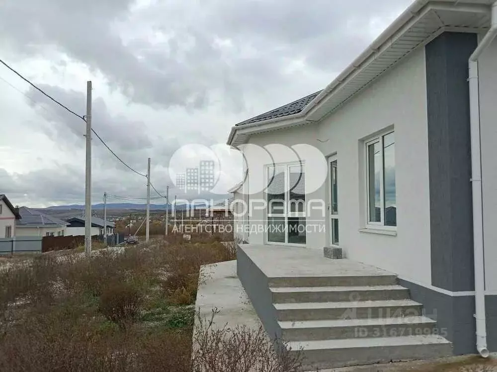 Дом в Краснодарский край, Новороссийск городской округ, Натухаевская ... - Фото 1