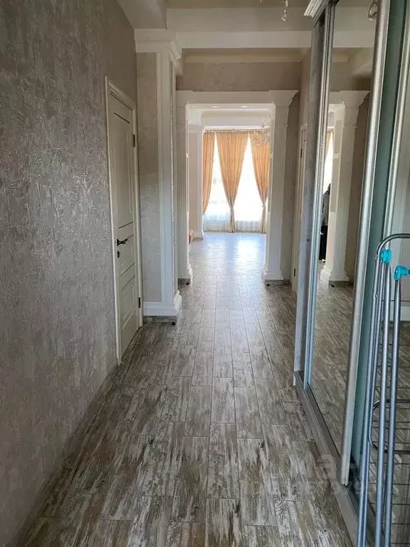 4-к кв. Ставропольский край, Ессентуки ул. Титова, 30 (120.0 м) - Фото 1