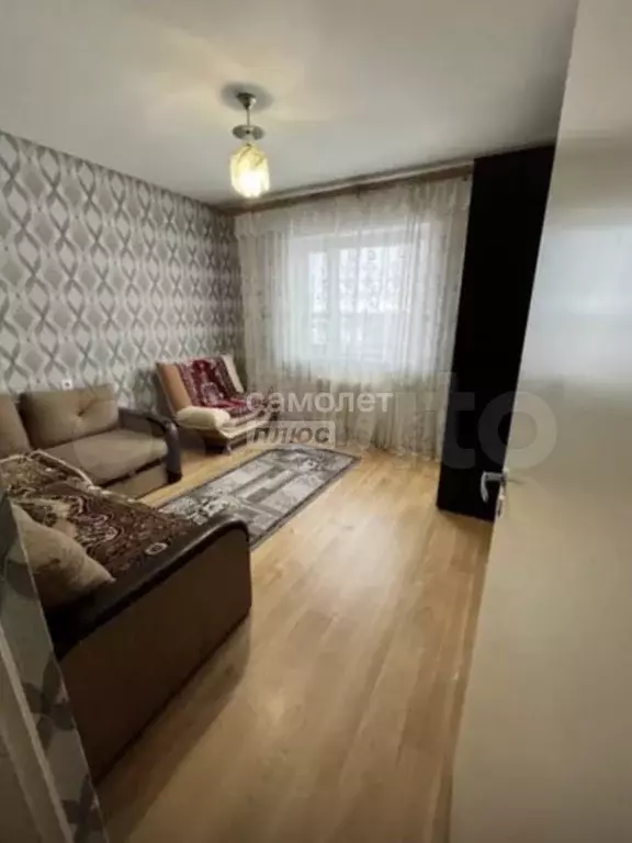 3-к. квартира, 60 м, 3/9 эт. - Фото 1