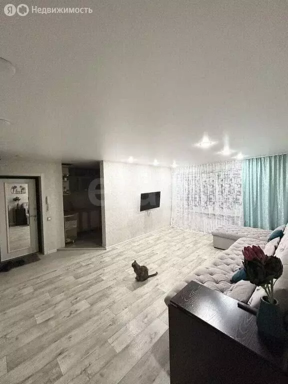 3-комнатная квартира: Абакан, улица Чертыгашева, 150 (57.9 м) - Фото 1