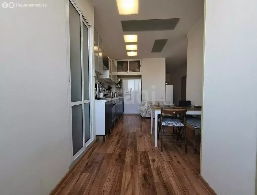 2-комнатная квартира: Чебоксары, улица Э.М. Юрьева, 3 (66 м) - Фото 2