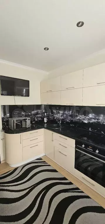 1-к. квартира, 34 м, 9/10 эт. - Фото 0