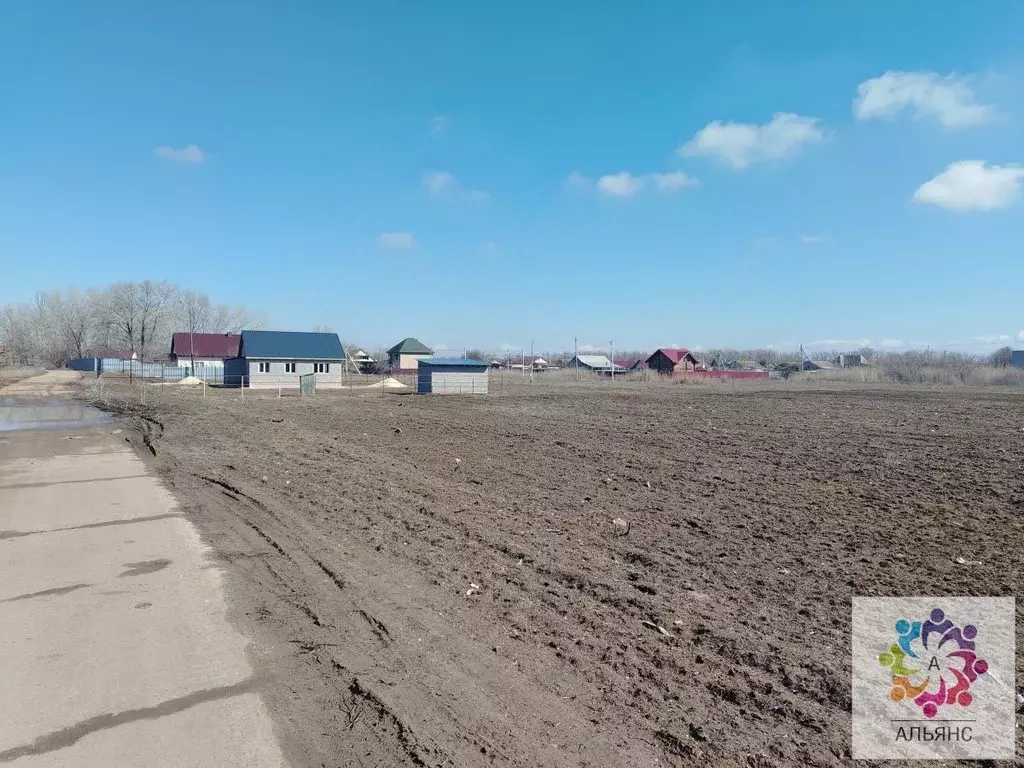 Участок в Волгоградская область, Среднеахтубинский район, Куйбышевское ... - Фото 1