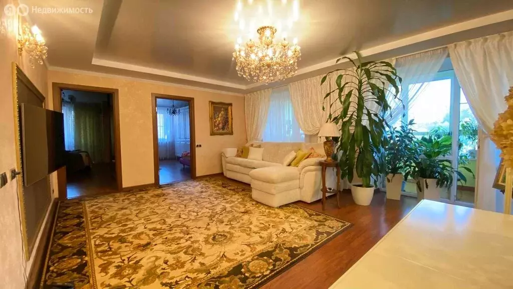3-комнатная квартира: Ярославль, улица Титова, 1 (100.9 м) - Фото 1