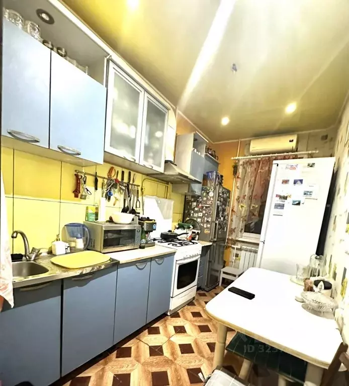 3-к кв. Астраханская область, Астрахань ул. Власова, 4 (59.2 м) - Фото 1