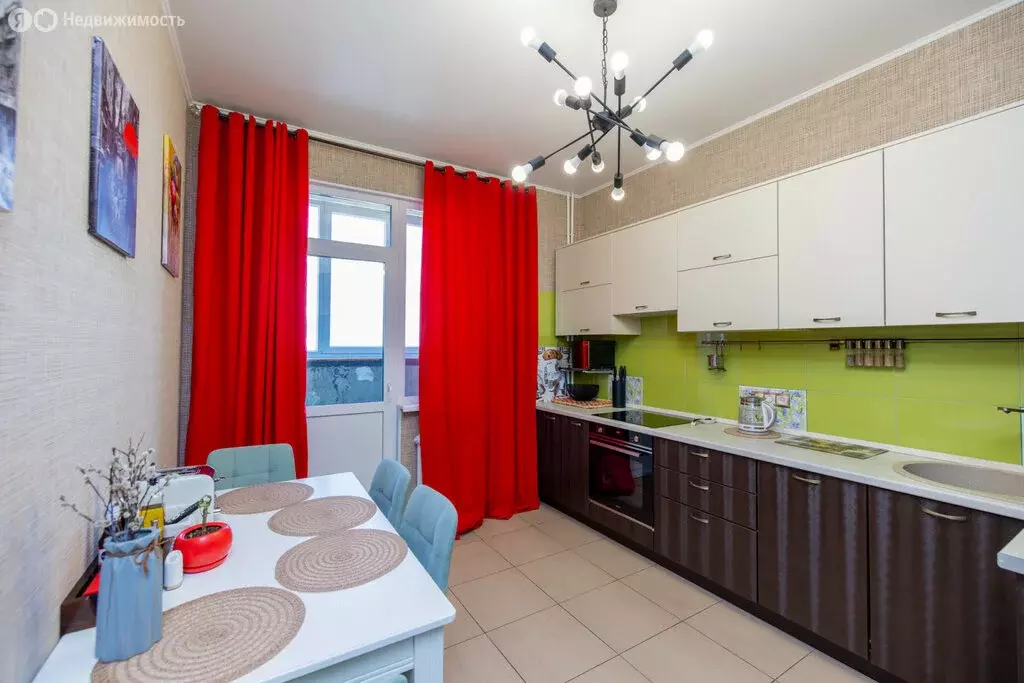 2-комнатная квартира: Оренбург, улица Мира, 3/1 (64.2 м) - Фото 2