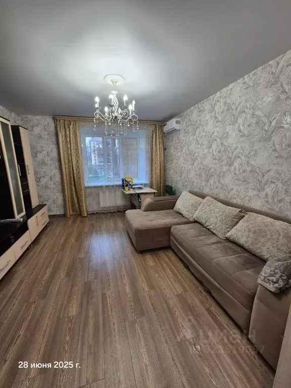 3-к кв. Татарстан, Казань ул. Рауиса Гареева, 92А (75.0 м) - Фото 1