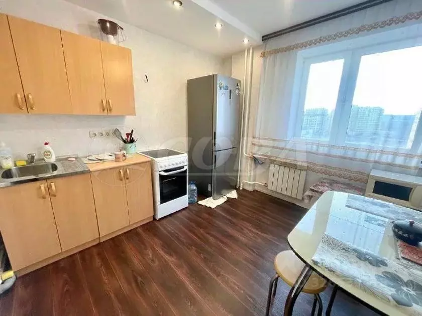 2-к кв. Тюменская область, Тюмень ул. Арктическая, 1к1 (54.0 м) - Фото 1