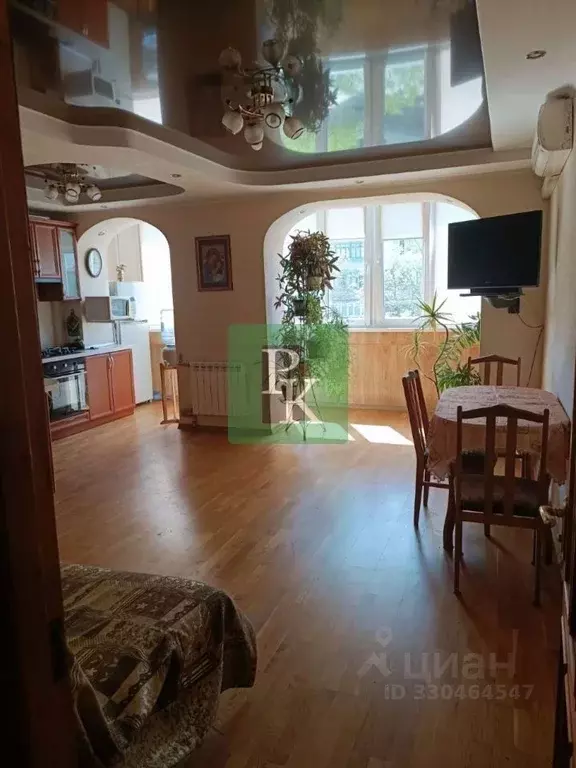 3-к кв. Крым, Евпатория ул. Перекопская, 6 (57.2 м) - Фото 1