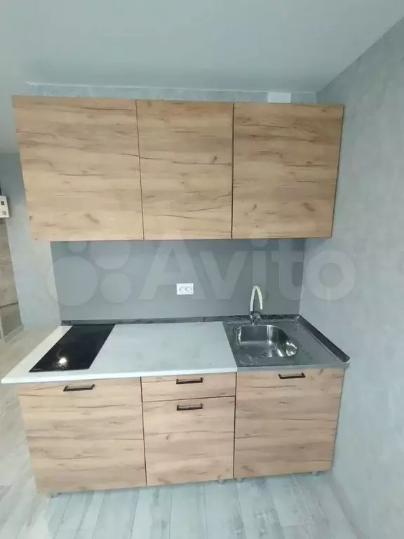 Комната 18,4 м в 4-к., 5/5 эт. - Фото 1
