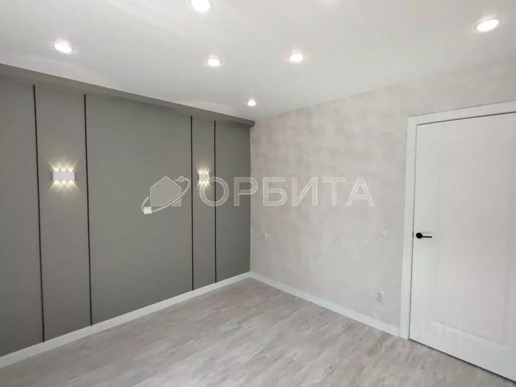 2-к кв. Тюменская область, Тюмень Олимпийская ул., 42 (40.6 м) - Фото 0