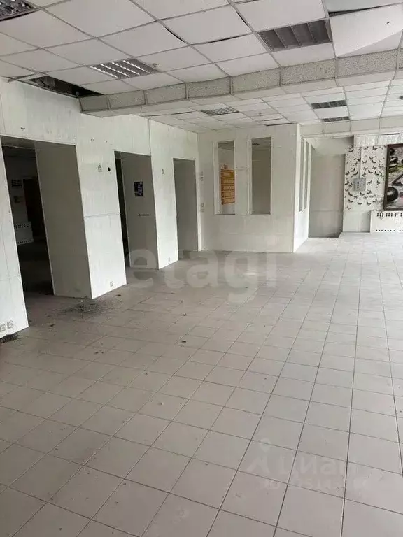 Помещение свободного назначения в Свердловская область, Красноуральск ... - Фото 1