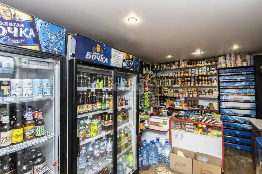 Торговая площадь в Тюменская область, Тюмень ул. Коммунаров, 39 (30 м) - Фото 1