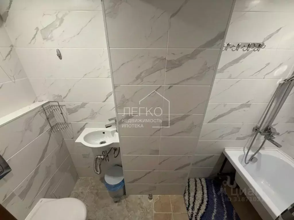 Дом в Новосибирская область, Новосибирск Бердский туп., 5/1 (46 м) - Фото 1
