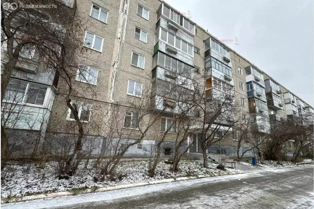 2-комнатная квартира: Первоуральск, улица Ленина, 17 (52.3 м) - Фото 2