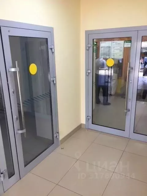 Помещение свободного назначения в Ставропольский край, Изобильный ... - Фото 0