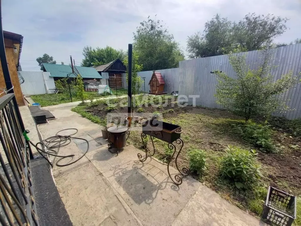 Дом в Алтайский край, Бийск ул. Льва Толстого, 95А (100 м) - Фото 2