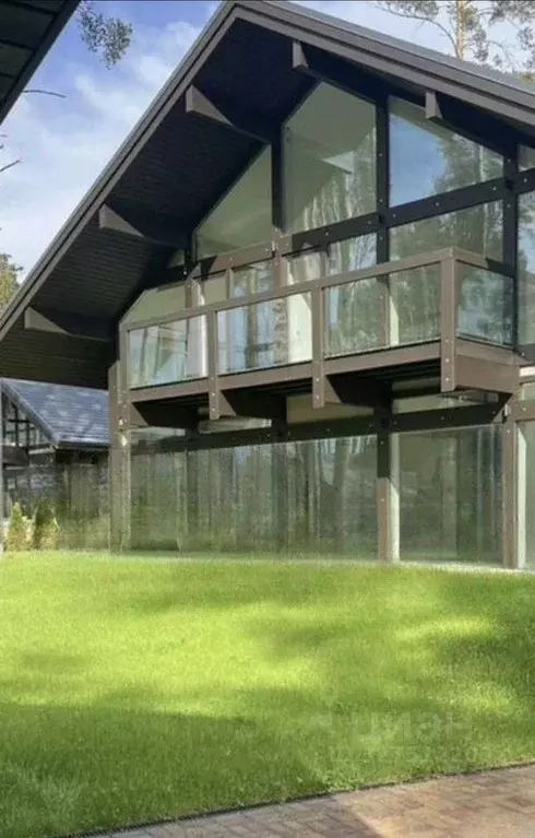 Дом в Ленинградская область, Выборгский район, Рощинское городское ... - Фото 2