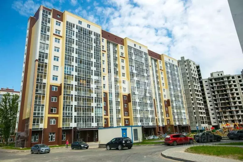 3-к кв. Калужская область, Калуга ул. Фомушина, 31 (72.0 м) - Фото 0