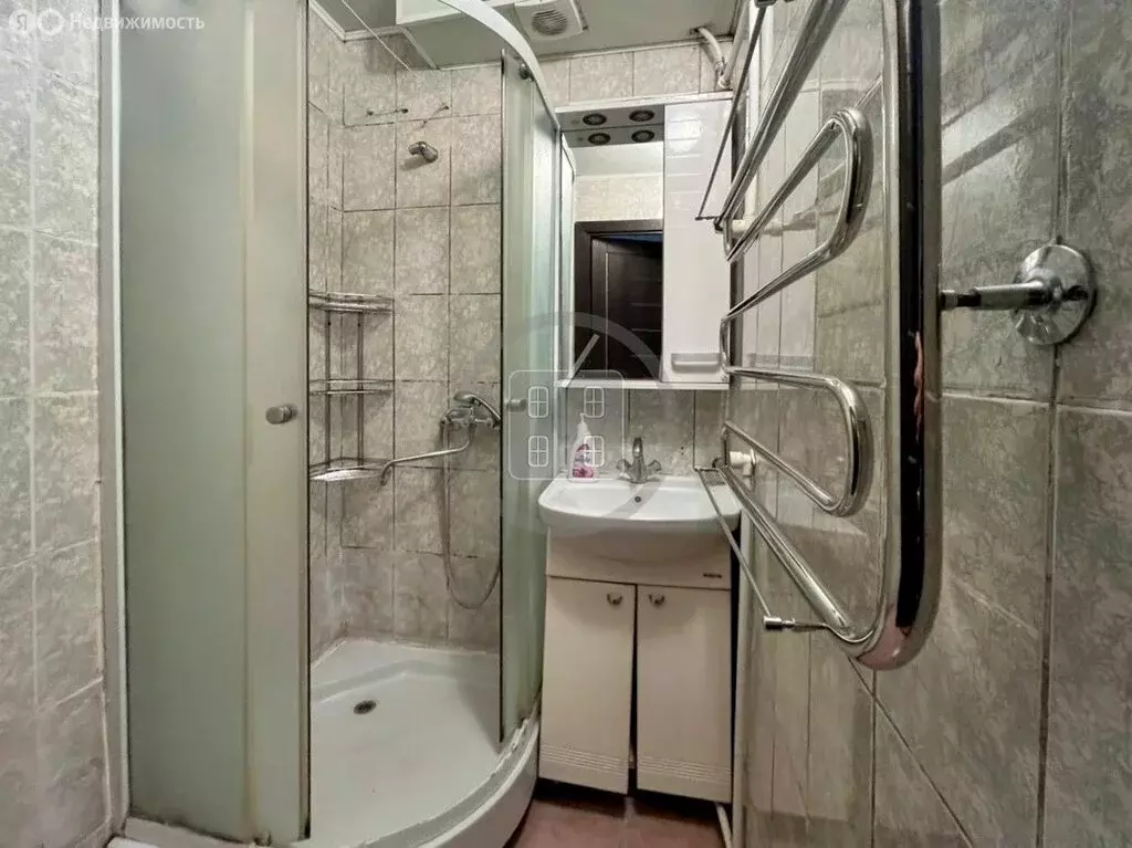 3-комнатная квартира: Калуга, улица Степана Разина, 48 (58 м) - Фото 0