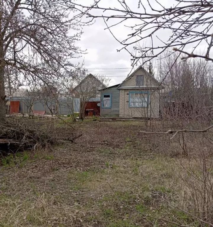 Дом в Саратовская область, Саратов проезд 8-й Загородный (30 м) - Фото 0