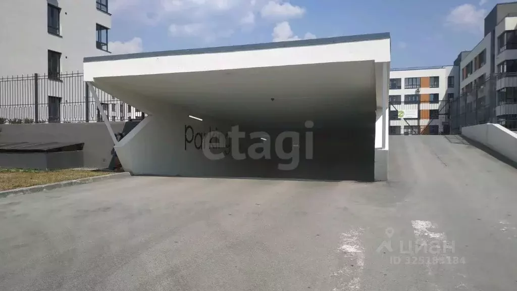 Гараж в Тюменская область, Тюмень ул. Федюнинского, 30к4 (14 м) - Фото 2