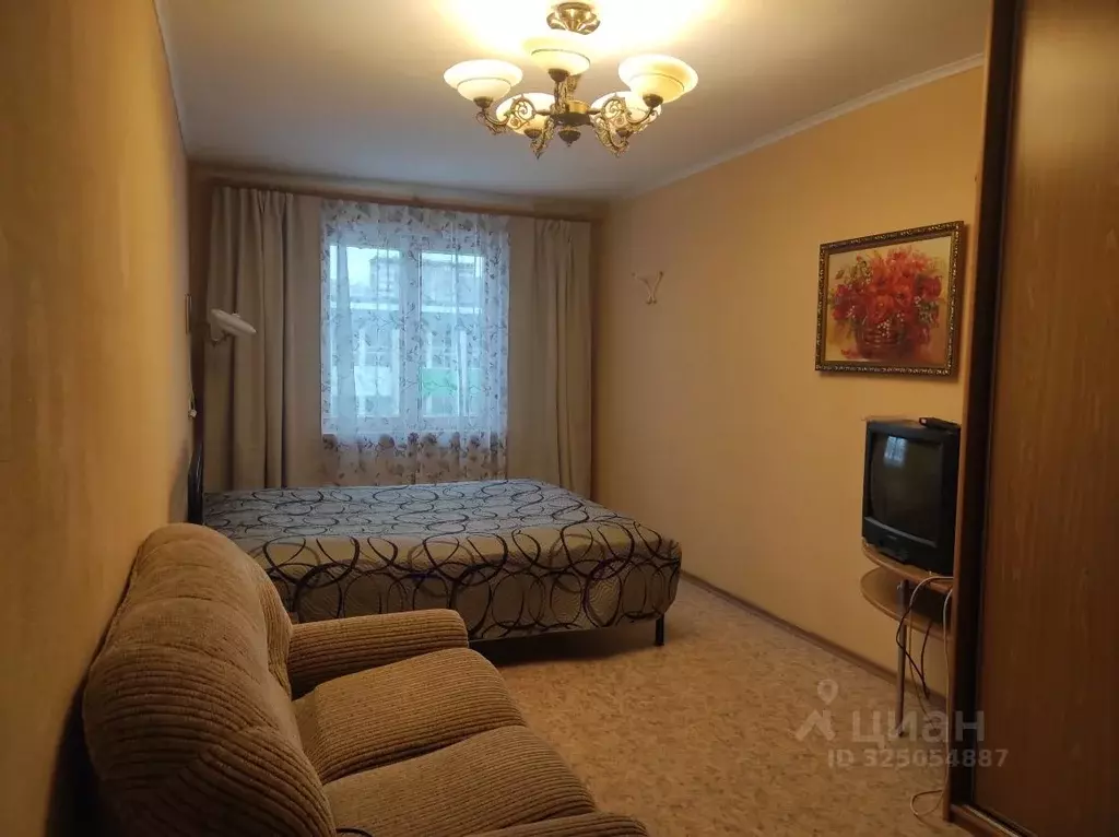 2-к кв. Свердловская область, Екатеринбург ул. Серова, 21 (52.0 м) - Фото 1