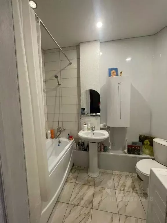 1-к кв. Хакасия, Абакан Трудовая ул., 84 (39.0 м) - Фото 2