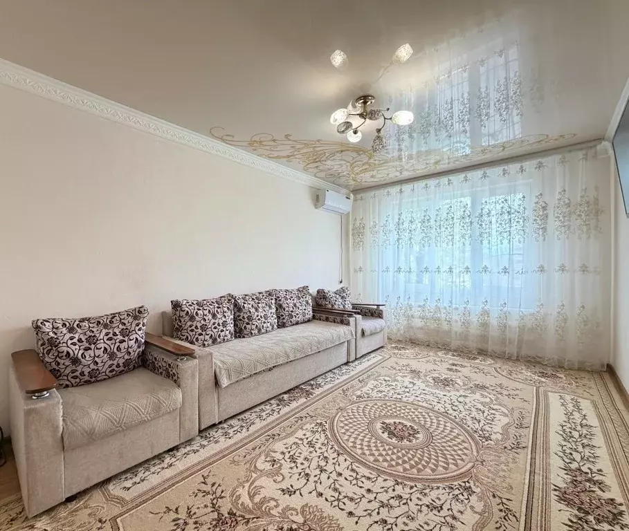 3-к кв. Кабардино-Балкария, Нальчик ул. Калинина (72.0 м) - Фото 1
