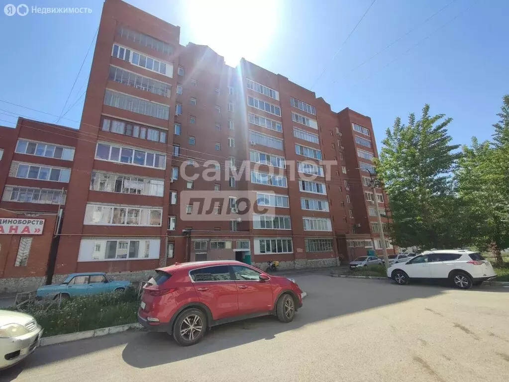 3-комнатная квартира: Уфа, улица Набережная реки Уфы, 63 (60.3 м) - Фото 1
