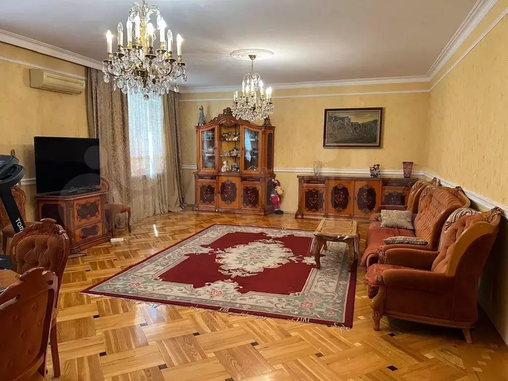 4-к. квартира, 160 м, 4/4 эт. - Фото 0