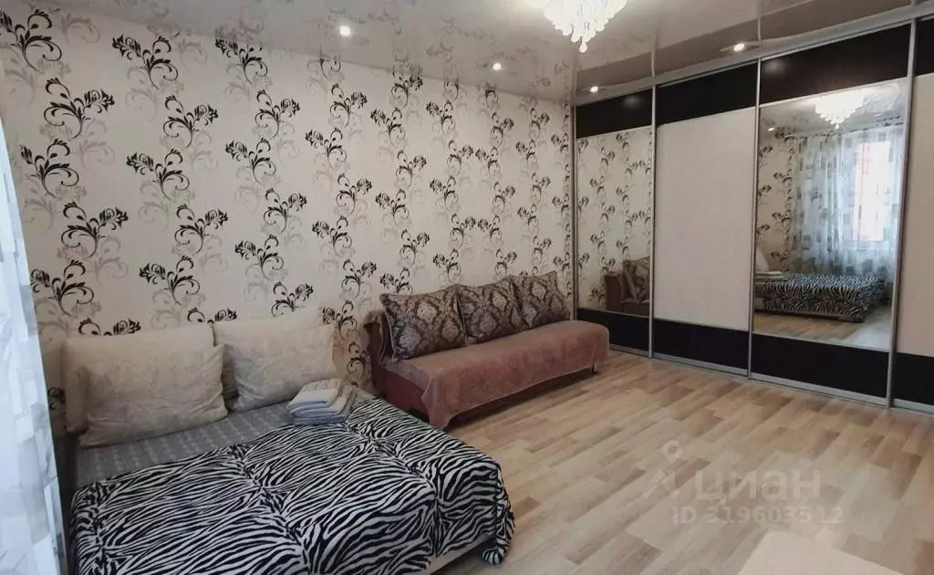 1-к кв. Тюменская область, Тюмень Заречный проезд, 37к1 (38.0 м) - Фото 0