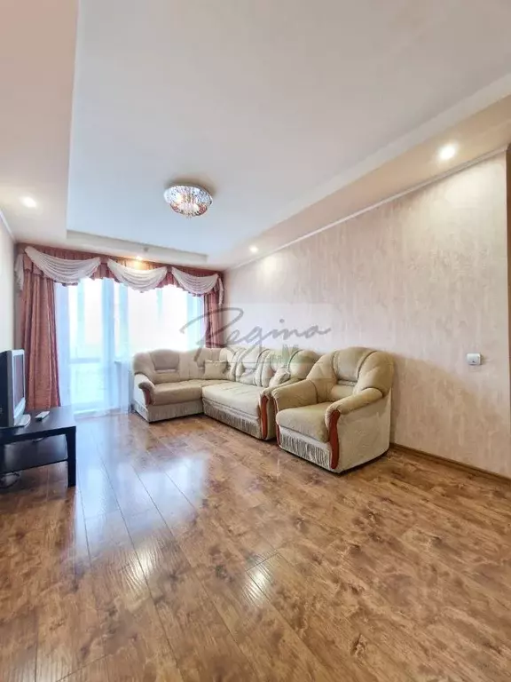 3-к кв. Башкортостан, Уфа ул. Энтузиастов, 1 (65.0 м) - Фото 1